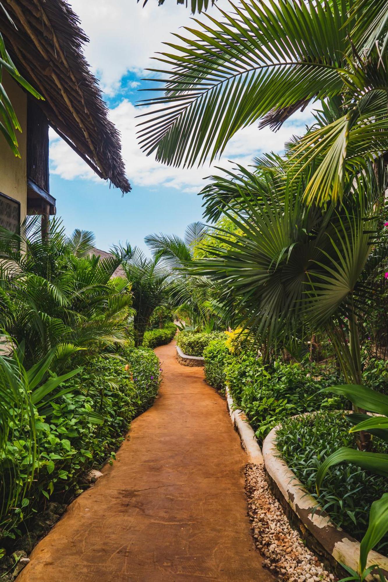 Sunshine Bay Zanzibar 4*